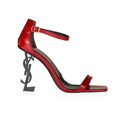 Kırmızı Rugan Siyah Harfli Çelik Topuklu Ayakkabı(a-774)